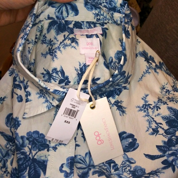 Gap x LoveShackFancy White & Blue Rose Floral Cottage Core Print Cropped Shirt - Picture 8 of 13